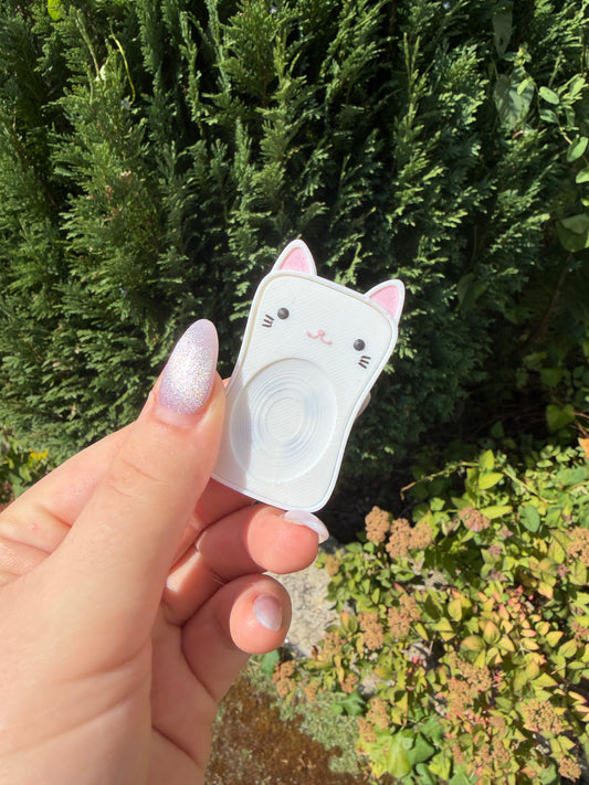 White cat magnetic slider