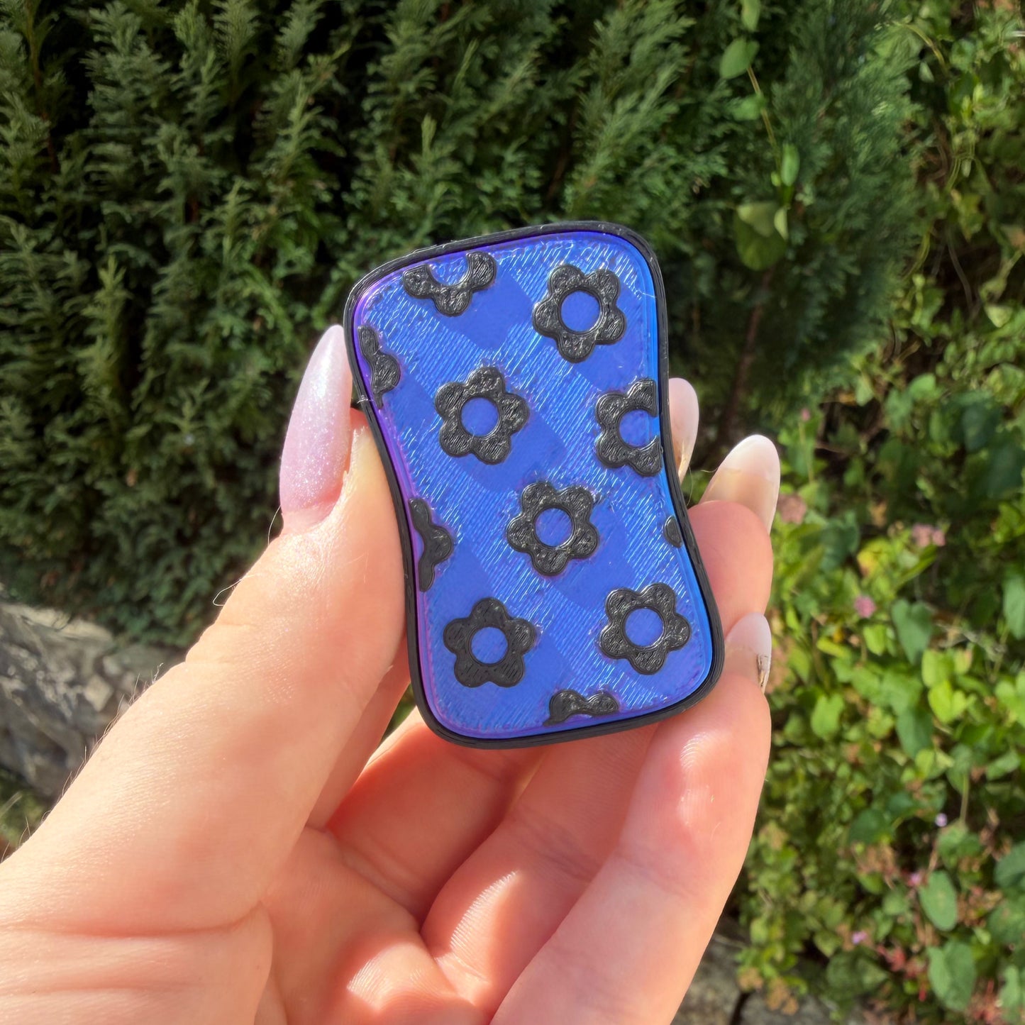 Blue/purple and black flower magnetic slider