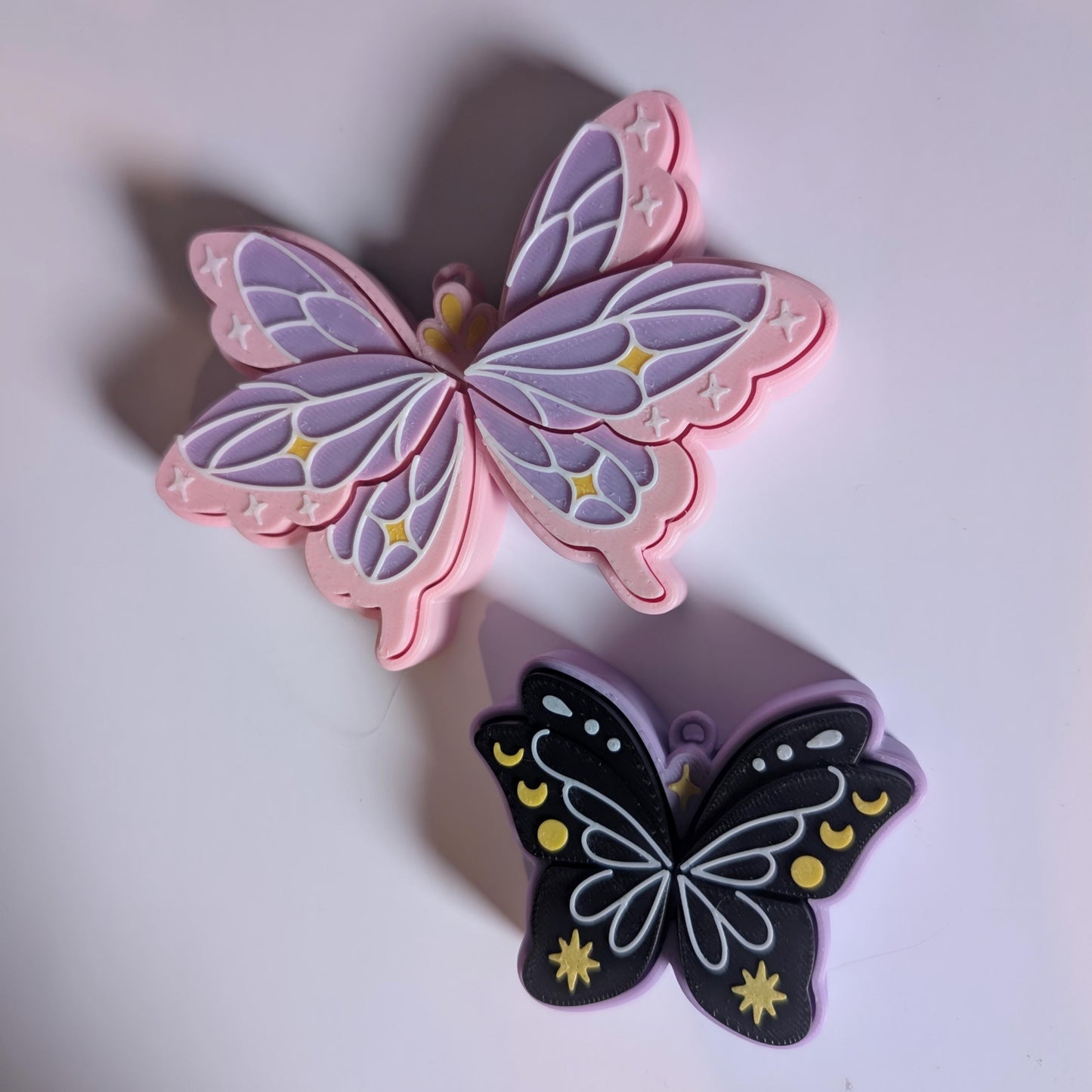 Butterfly 3d printed fidget! Cute keyring small gift. MEDIUM SIZE (4 CLICKERS)