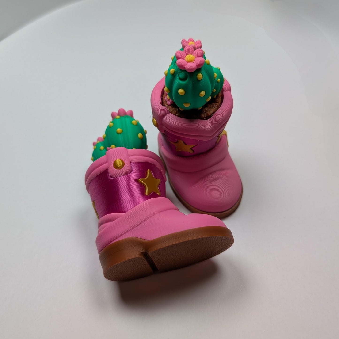 Cute pink cowboy boot fidget clicker keyring with cactus plant heart shaped keyring