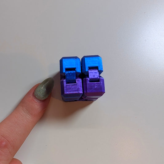 TINY infinity cube blue/purple